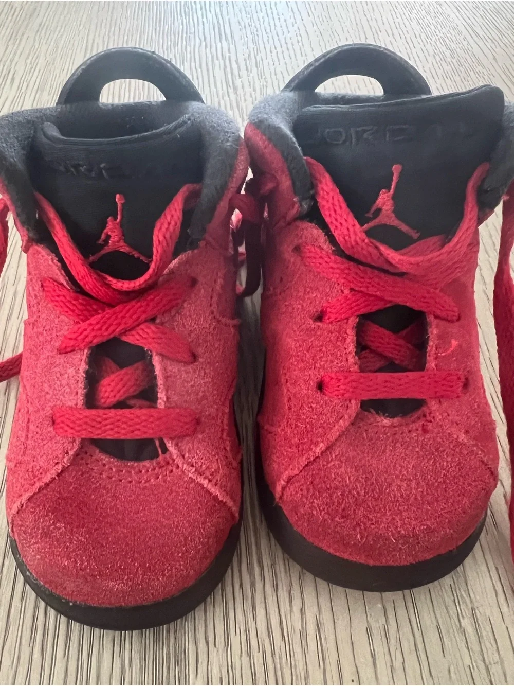 Air Jordan 6 retro toro bravo boys Red Suede Lace-Up Shoes
